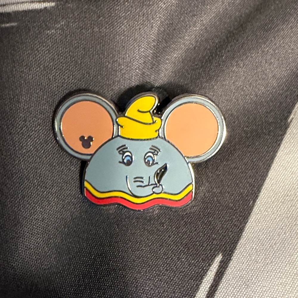 Disney Dumbo hat Enamel Pin
